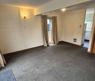 Easy-Care Living in a Prime Location - Photo 4