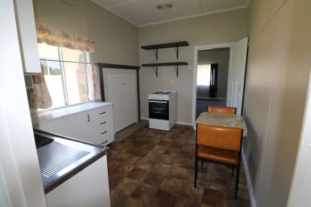 41 Pitt Street, 2370, Glen Innes Nsw - Photo 3