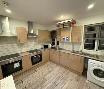 Studio Flat, Ashbourne Parade, W5 - Photo 3