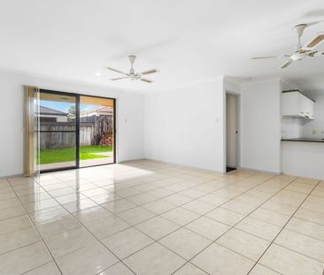 Modern Freshly Painted Family Home in a Great Location – Don’t Miss... - Photo 1