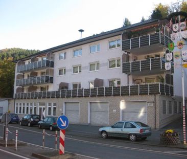 DREI-ZIMMER-WOHNUNG MIT BALKON IN ALTENA, RAHMEDESTRASSE - Photo 1