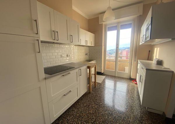 Appartamento in affitto - Castelletto (Genova)