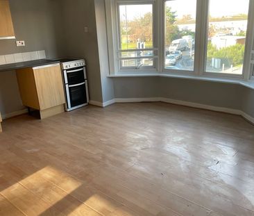 1 Bed Flat, Hyde Road, M18 - Photo 4