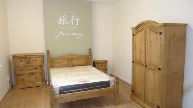 6 bedroom house to rent - Photo 1