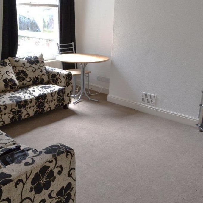 4 bedroom house to rent - Photo 1