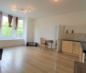 Garstang Road Flat, PRESTON, Lancashire PR2 8JS - Photo 2