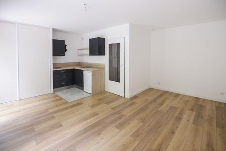 Location Appartement 1 pièce 29m² NANTES 44000 - Photo 4