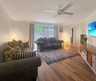 Welcome to 5 Whistler Court Eli Waters QLD 4655 (Fully Furnished) - Photo 3