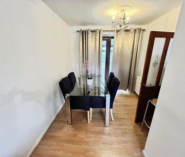 3 bedroom semi-detached house to rent - Photo 6