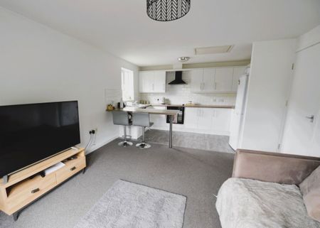 2 bedroom Flat in Flat 26, Leeds - Photo 3