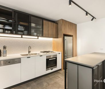 Quality Living in Ascot’s Boutique 'Alba Terrace' - Photo 2