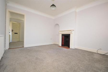 2 bedroom end of terrace house to rent - Photo 5