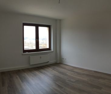 3-Raum-Wohnung mit schöner Aussicht vom Balkon! - Foto 5