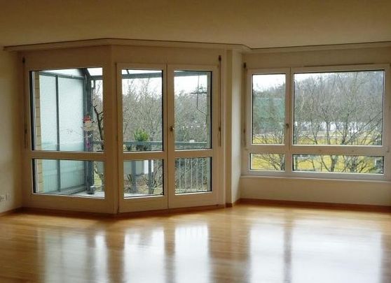 3.5-Zimmerwohnung mit gedecktem Gartensitzplatz - Photo 1