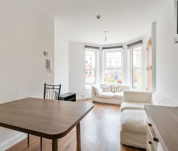 Apt 1, 89 Malone Avenue, Belfast BT9 6EN - Photo 3