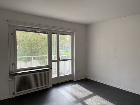 Nissastigen, Bagarmossen - Photo 1