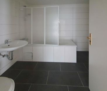 Top renoviert! Familienfreundliche 4 Zimmer Wohnung in Sankt Augustin! - Photo 5