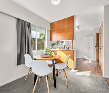 2-Bedroom Home in Trentham - Photo 5