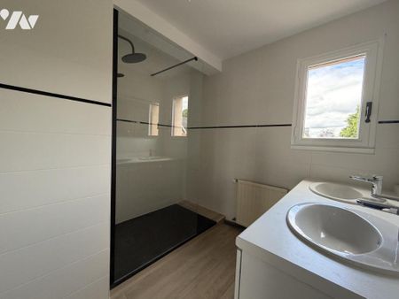 APPARTEMENT T3 AVEC GARAGE - ST GILLES CENTRE - Photo 5