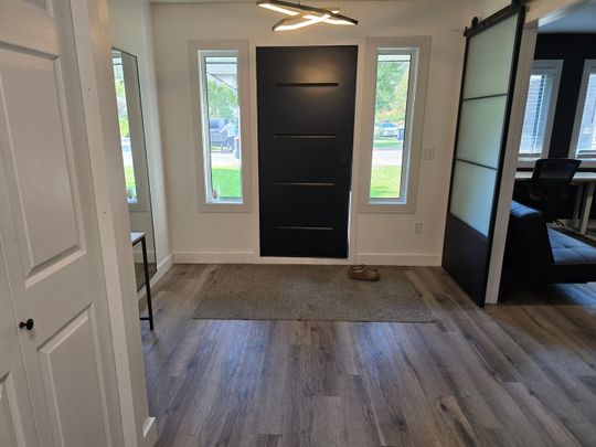 3 Bedroom Main-Level Home in North Glenmore - Photo 1