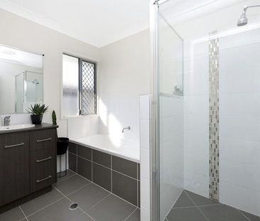 33 Solana Circuit - Photo 6