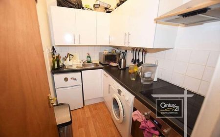 |ref: |, Hanover House, Southampton, SO14 - Photo 4