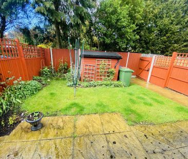 St. Bedes Drive, Boston - Photo 4