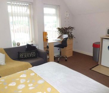 Studio to rent - Photo 5