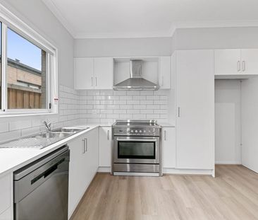 Fully Furnished with Utilities - Photo 5