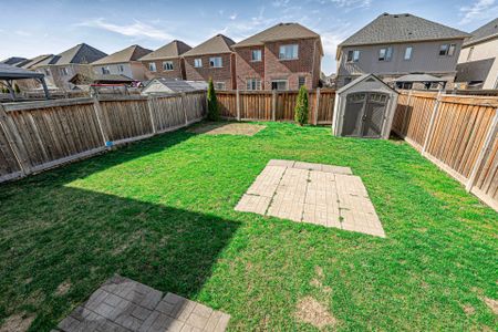 For Lease - 10 Mccabe Lane, New Tecumseth, Ontario - Photo 2