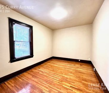2 Story Single Family Home Close to U of Windsor - Photo 4