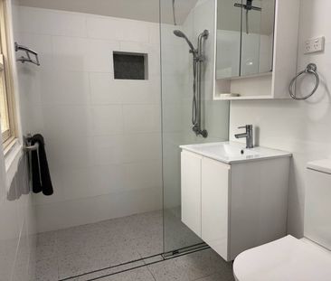 Healthcare Haven!! Private One-Bedroom Unit with All-Inclusive Comf... - Photo 6