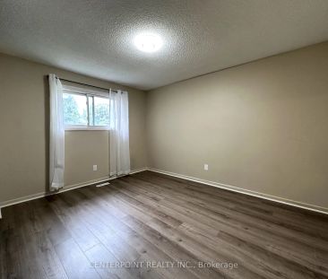 Property For Lease | N9249698 - Photo 1