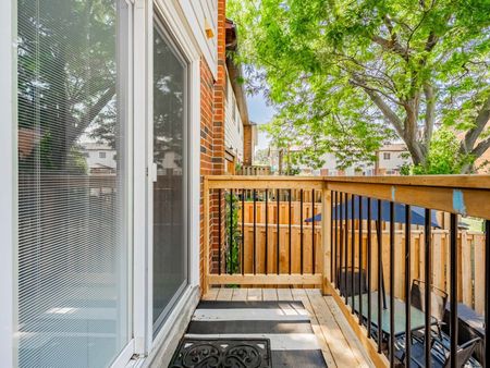 For Lease - 2445 Homelands Drive Unit# 4, Mississauga, Ontario - Photo 4