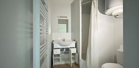 Location Appartement 1 pièce 18m² POITIERS 86000 - Photo 2