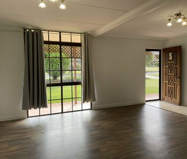 Freshly painted 3 bedroom Lowset home - Photo 1