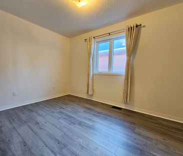 For Lease - 1275 Blencowe Crescent, Newmarket, Ontario - Photo 3