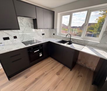 RaynehamRoad, ILKESTON - Photo 1
