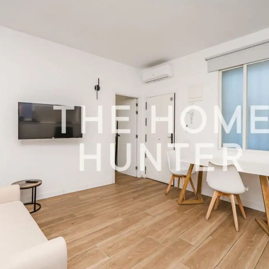 Piso de alquiler en Meson de Paredes, Embajadores - Lavapiés - Photo 1