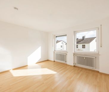 Lichterfüllte 2-Zimmer-Wohnung in ruhiger, grüner Lage - Foto 1