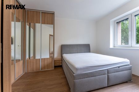 Pronájem bytu 2+kk v osobním vlastnictví 52 m², Praha 4 - Podolí - Fotografie 5