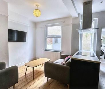 5 bedroom house to rent - Photo 2