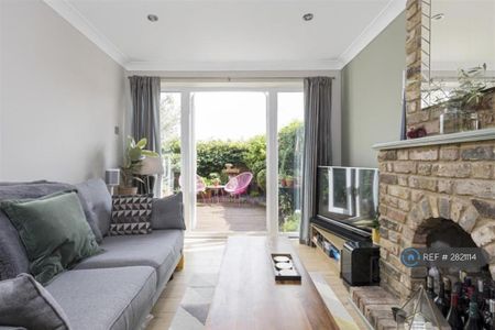 1 bedroom end of terrace house to rent - Photo 4