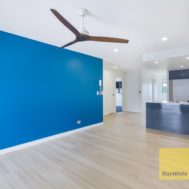 $820 per week / $3,280 Bond - Photo 1