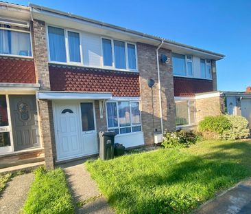 3 bedroom terraced house to rent - Photo 1