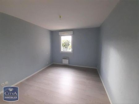 Location Appartement 2 pièces 48m² CHATEAUROUX 36000 - Photo 3