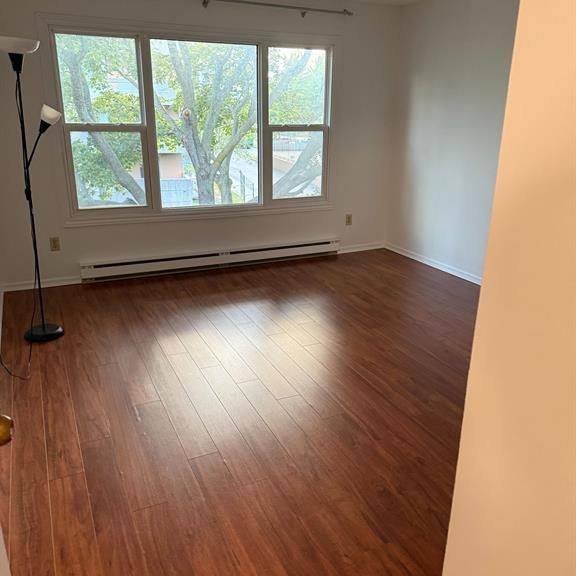 For Lease - 13 Banner Road Unit# L, South of Baseline to Knoxdale, Ontario - Photo 1