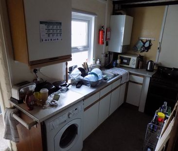 Vron Square, Bangor, Gwynedd, LL57 - Photo 1