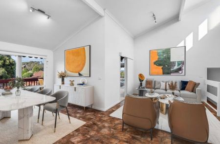8 Hillgrove Close, Wheelers Hill - Photo 5