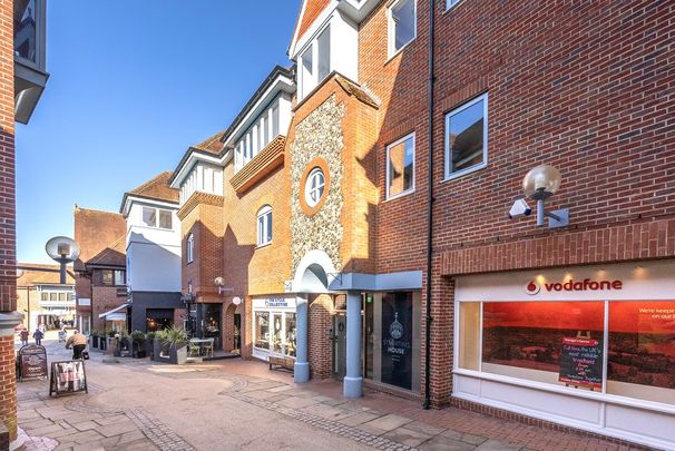 St. Martins Walk, Dorking - 1 bedroomProperty for lettings - Seymours - Photo 1